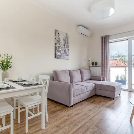 Apartament G11 Z Miejscem Parkingowym Thorn Exterior foto